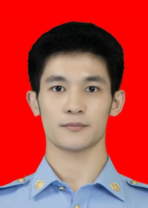 李金龙
